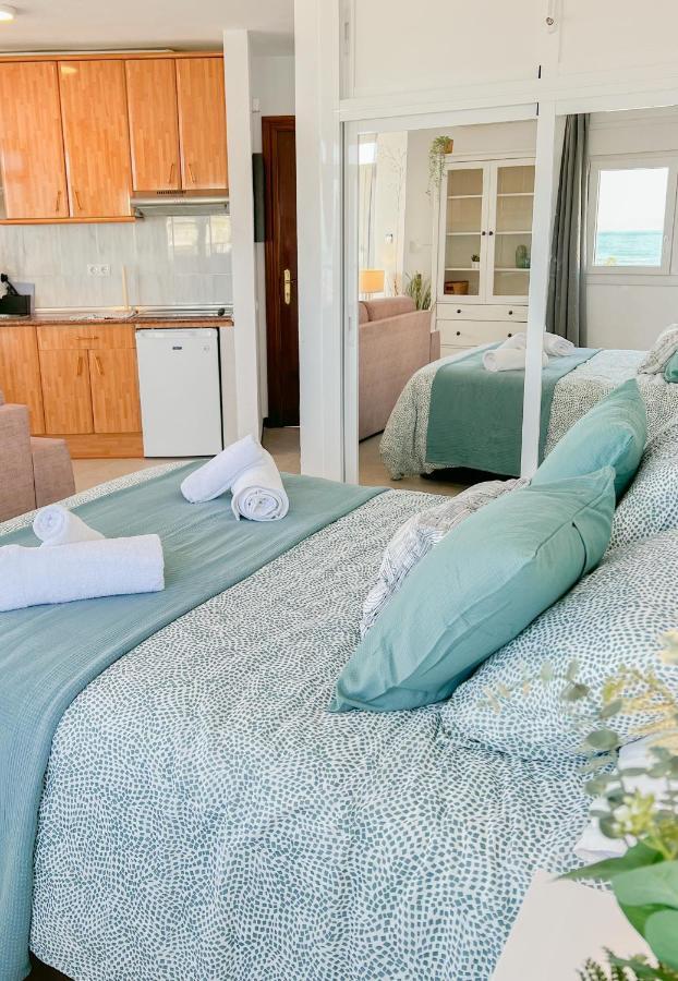 Beautiful Sea Views Apartment Pool & Beach ตอร์เรโมลิโนส ภายนอก รูปภาพ